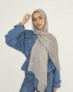 Dark Griege Linen scarf - Image 2