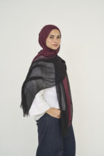 Black - Burgundy ruffled ombre - Image 2